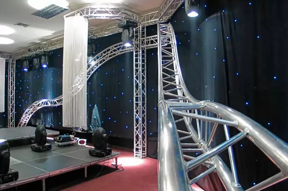 Arc Truss Indoor Construction Arc Truss Indoor Construction