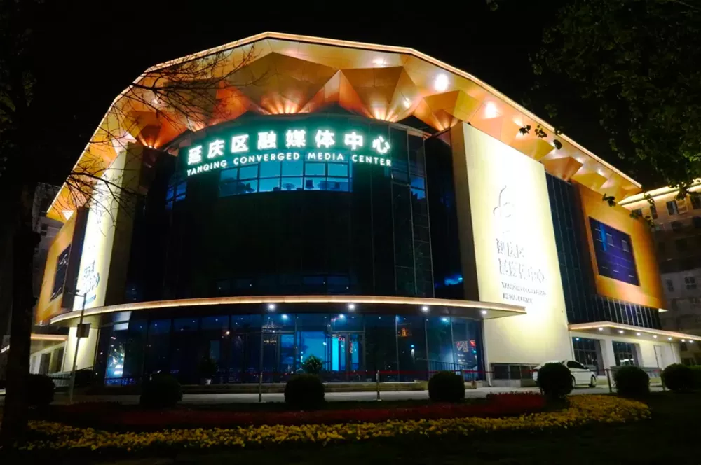 F33 Series Case Show F33 Series Case Show