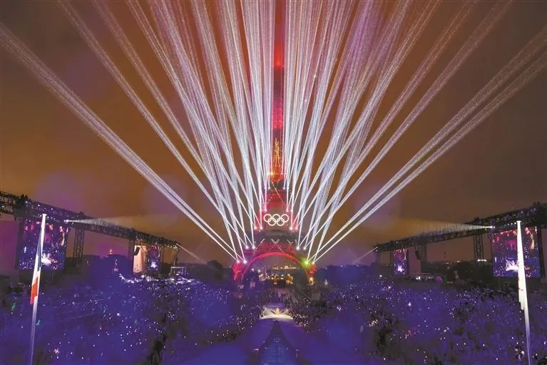 Feel the Excitement of the 33rd Summer Olympic Games Opening Ceremony with Golden Sea Lighting Feel the Excitement of the 33rd Summer Olympic Games Opening Ceremony with Golden Sea Lighting