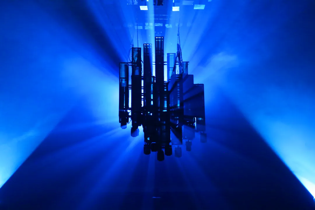 Stars Form the Galaxy, Drops Create the Ocean Stars Form the Galaxy, Drops Create the Ocean